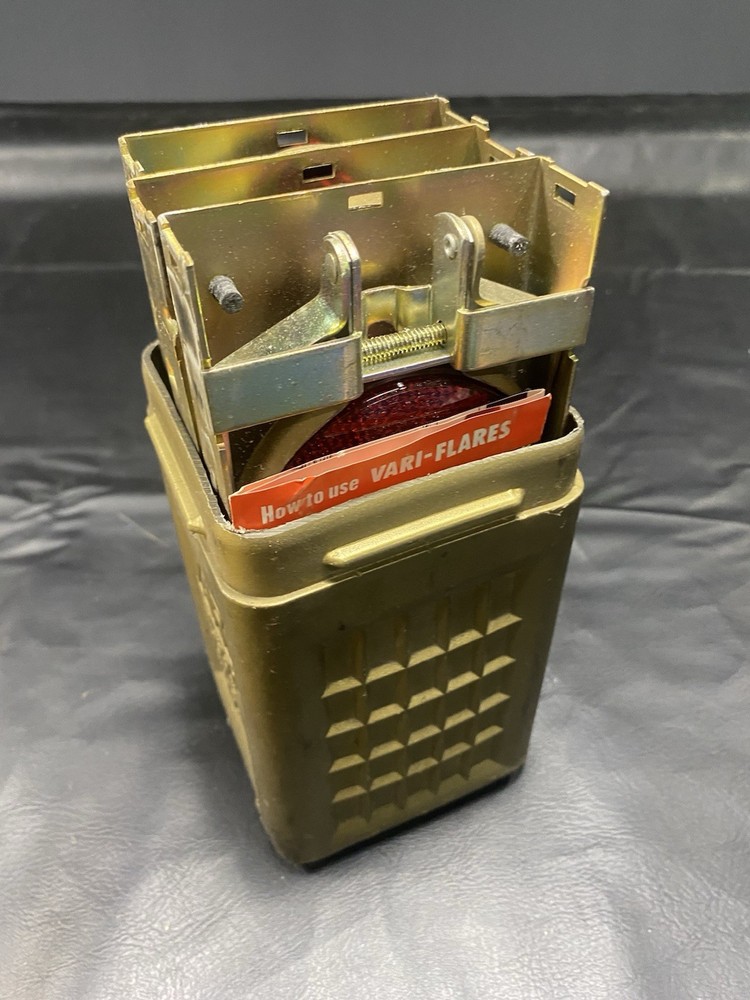 Vintage Vari Emergency Roadside Flare Reflector Kit