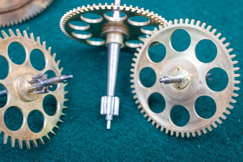 Seth Thomas Regulator # 1 Extra Round Terry Movement Weight Driven Wall Clock