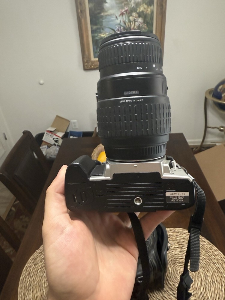Minolta Maxxum 4 Bundle