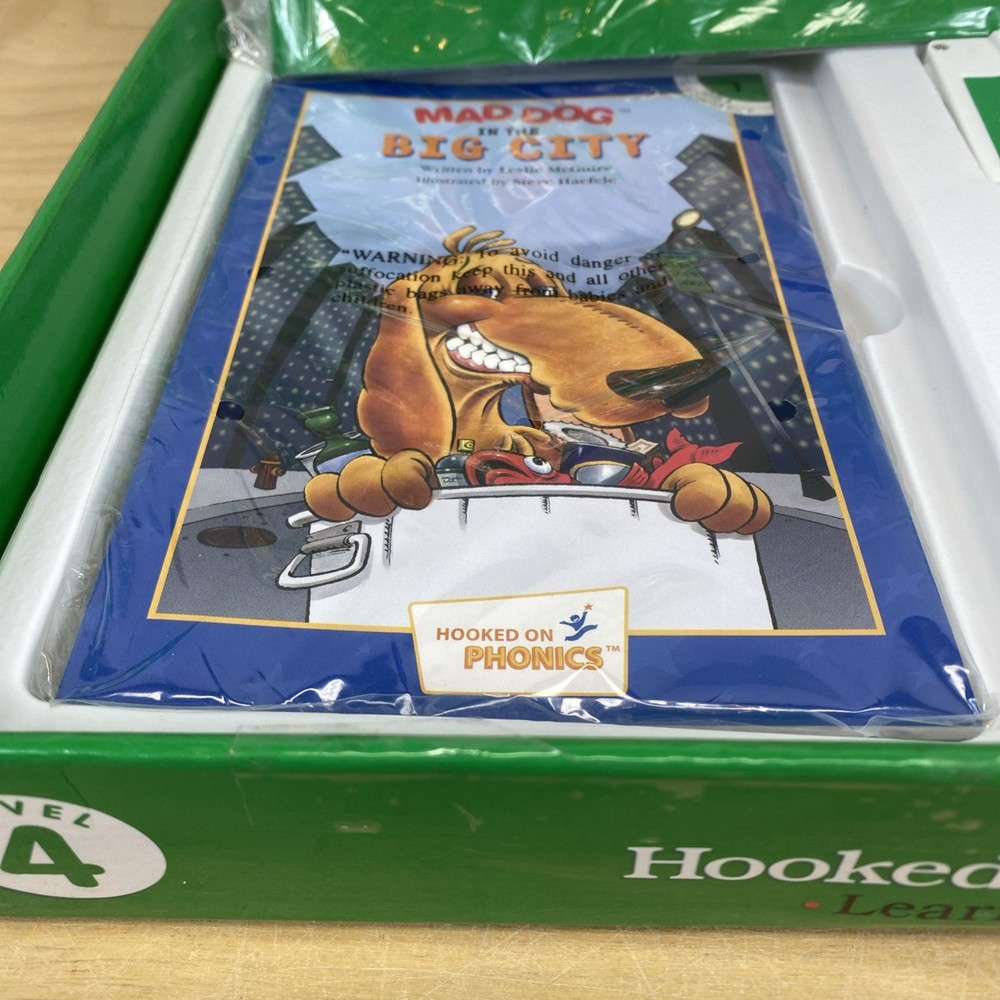 Hooked On Phonics Learn To Read Level 4 Audio Tapes Flash Cards Green Workbook