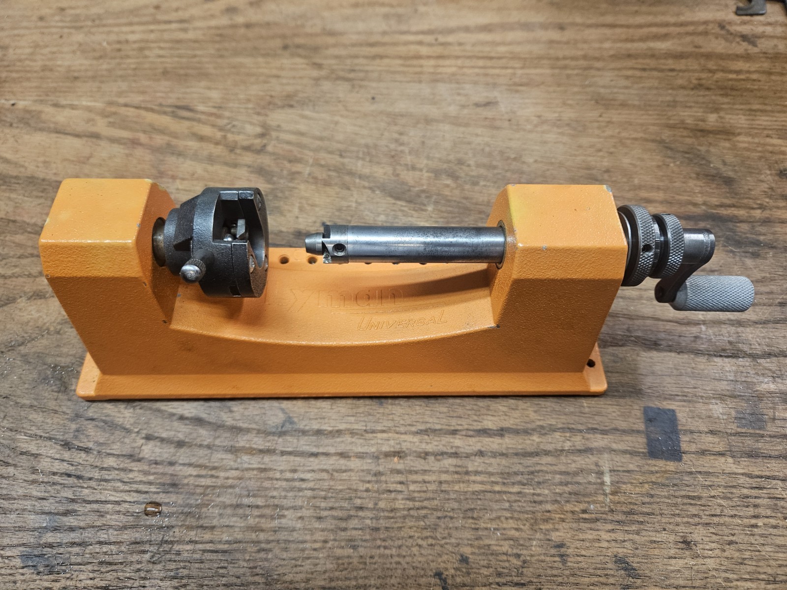 LYMAN  Universal Case Trimmer