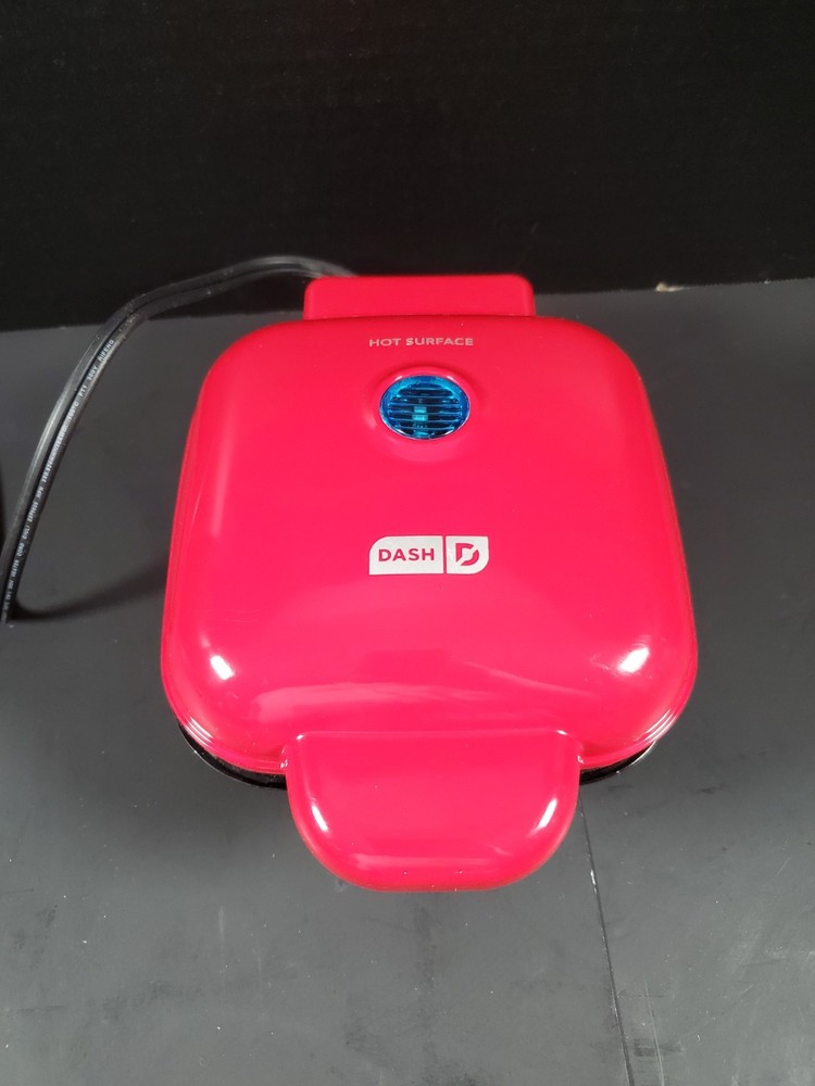 Red Dash Egg Bite Maker w/ 4 Molds & Dash Mini Waffle Maker