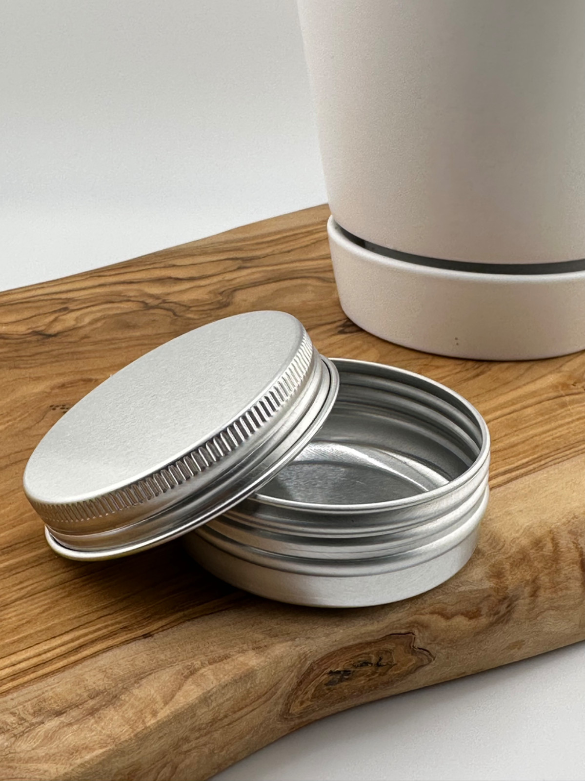 1oz/30 ml Aluminum Tin Container Metal Storage Jar Screw Round top