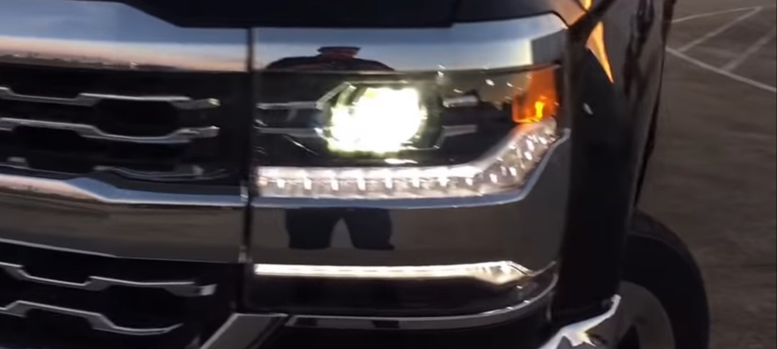 Chevy Silverado Headlight Conversion 2014- 2015 LT 1500 to 2016-2018 LED LTZ