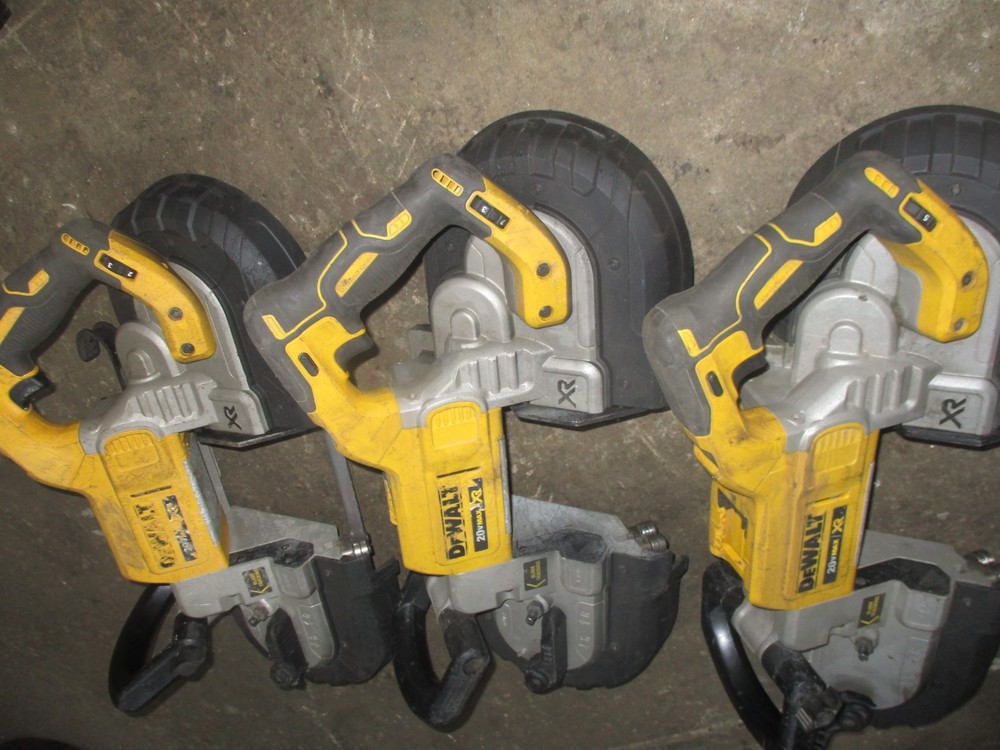 DEWALT DCS374 20VT CORDLESS BANDSAW TOOL ONLY
