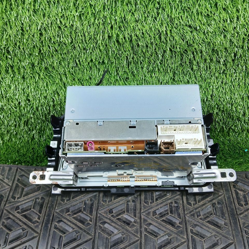 Audio Equipment Radio Display And Receiver Fits 20-22 VERSA 589936