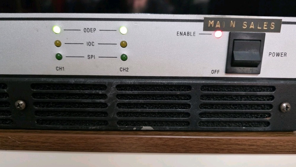 Crown Com-Tech 200 2/Ch Stereo Pro Power Amplifier 100 Watts per channel