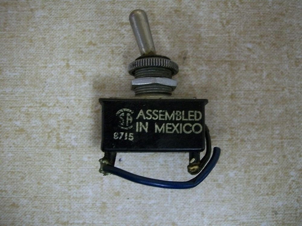 AH Toggle Switch 2 Pin 8715 *FREE SHIPPING*