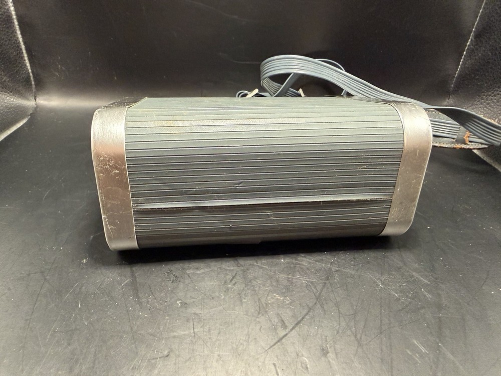 Graflex Strobomite Flash Unit Vintage Portable Flash Battery Pack Untested