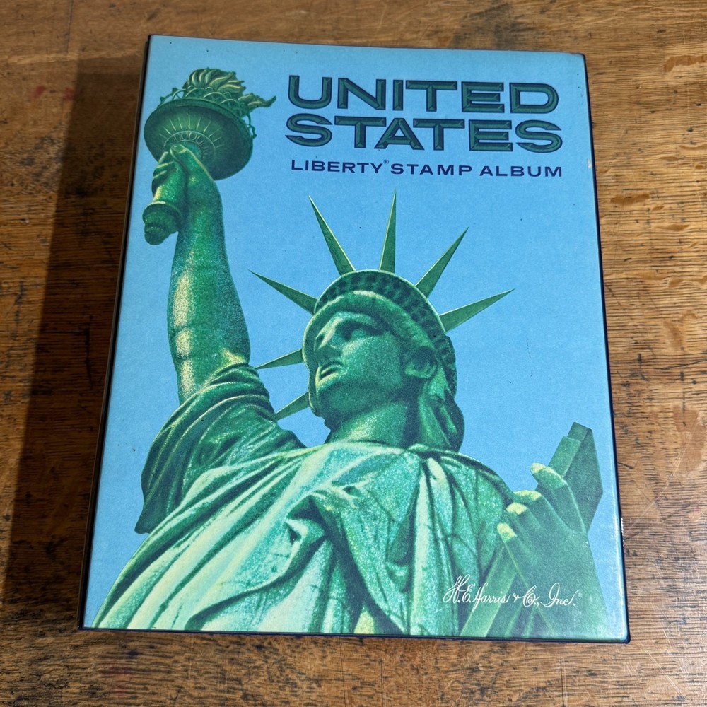 Vintage 1982 United States Liberty Stamp Album Harris Binder With Some Stamps