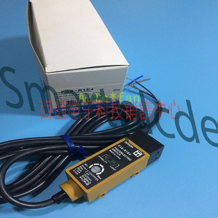 1PCS NEW photoelectric switch E3S-R1E4