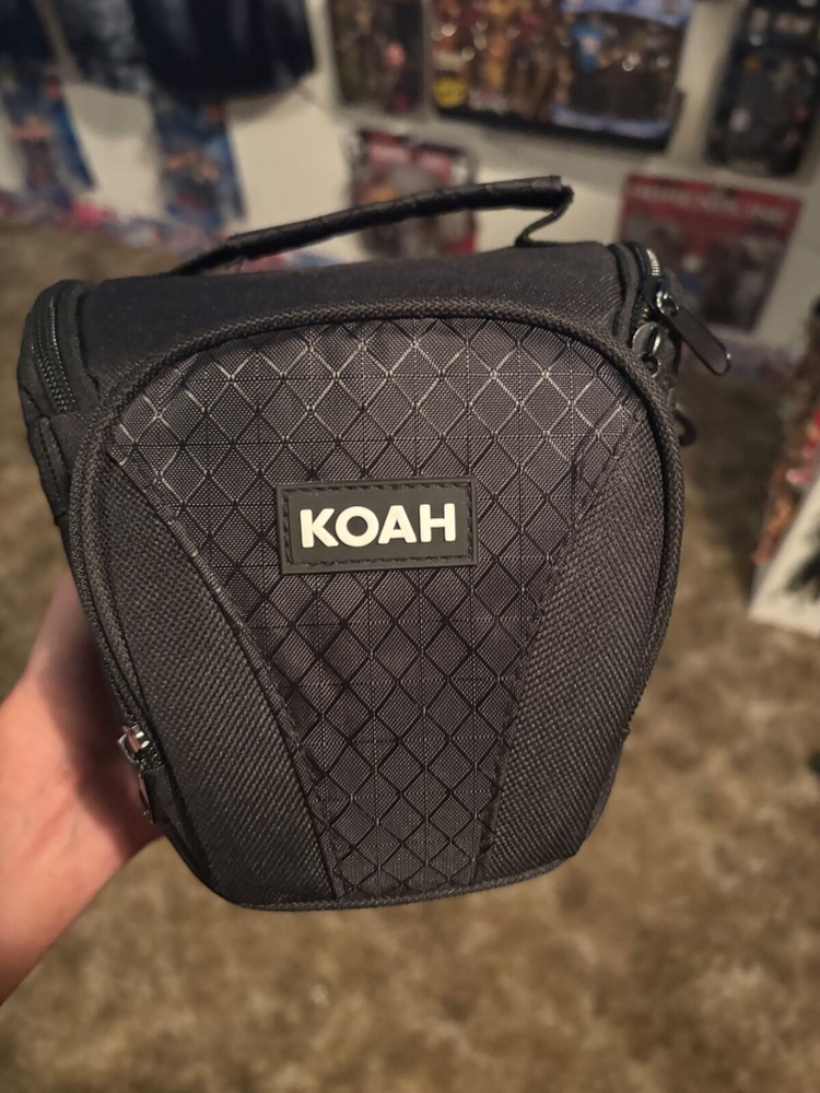 KOAH Camera with accessory and cleaning kit