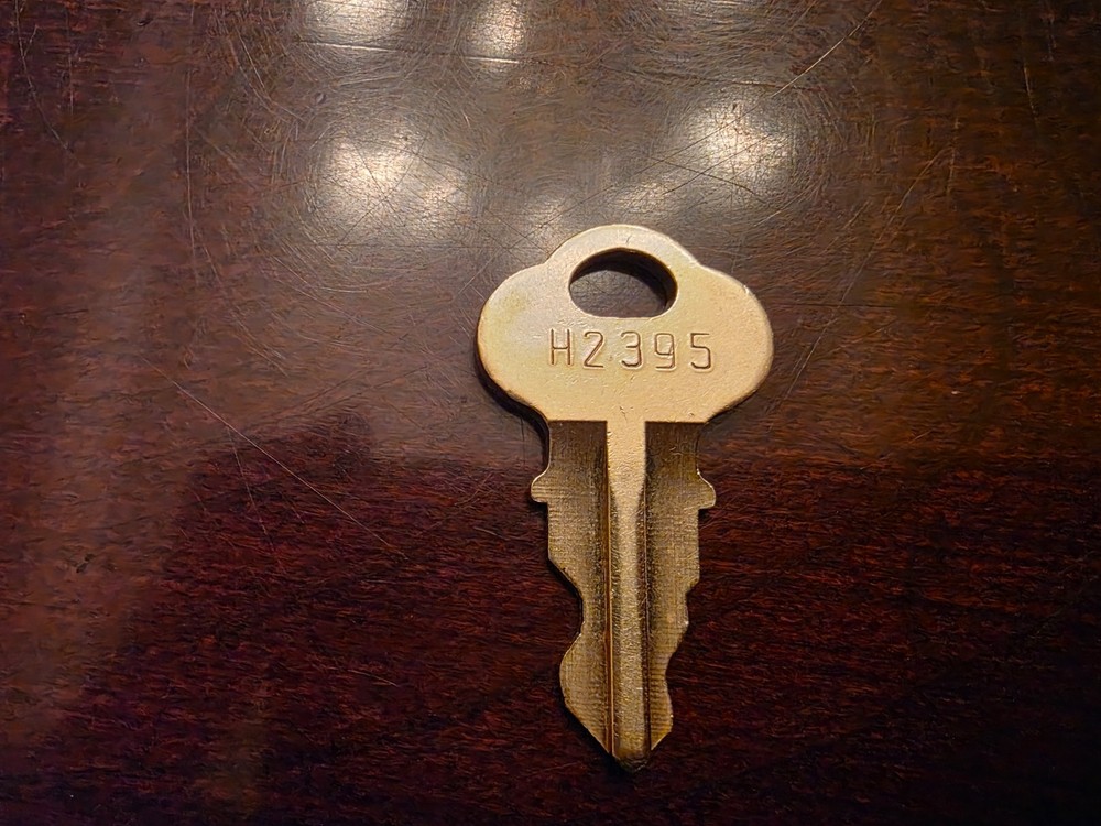 Elevator Key - Chicago Lock H2395 Key for Dover/ThyssenKrupp Elevators