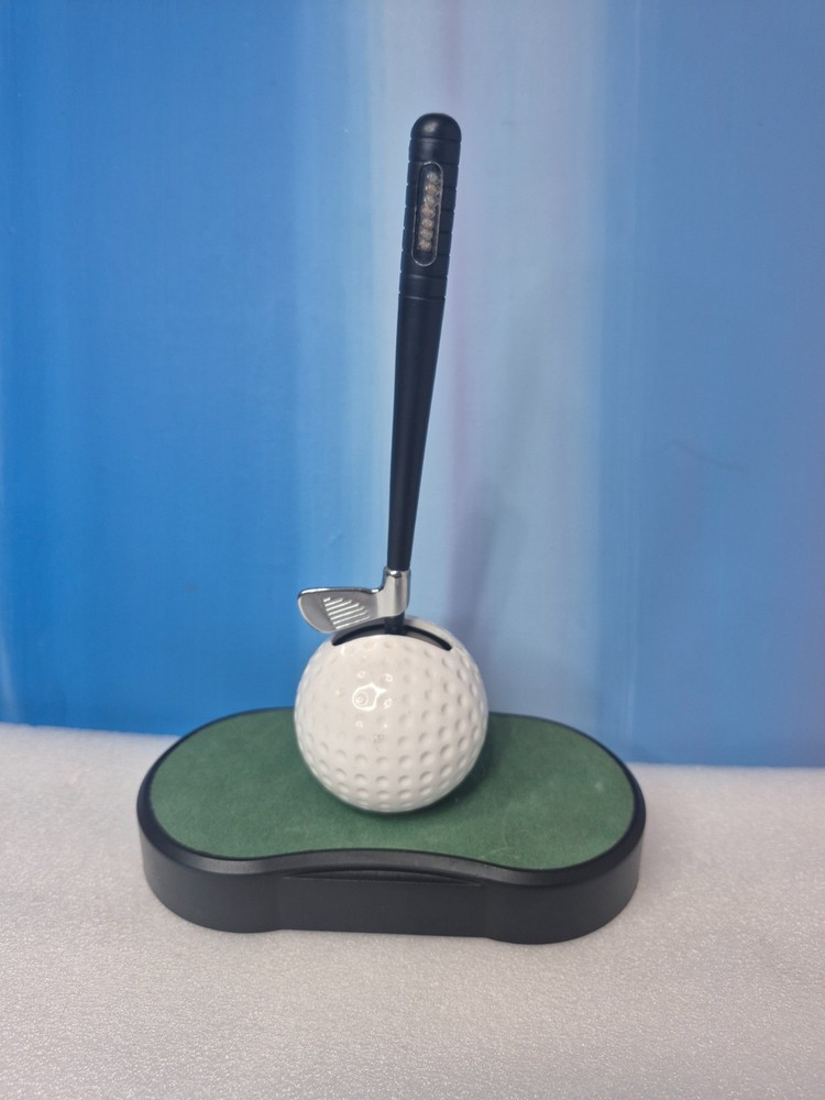 1990s Golf Swing Clock Laser Display Time Battery Powered