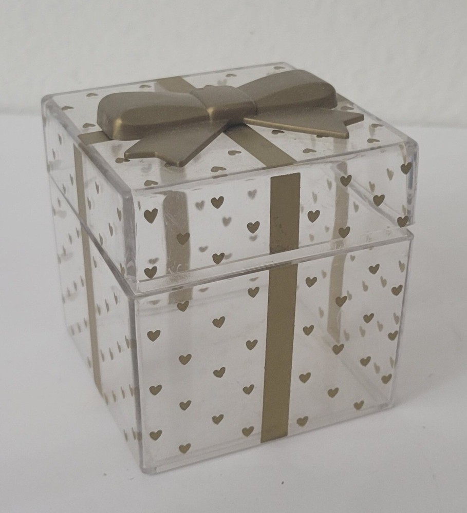 Plastic Heart Theme Box 2.75 X 2.75 X 2.75"