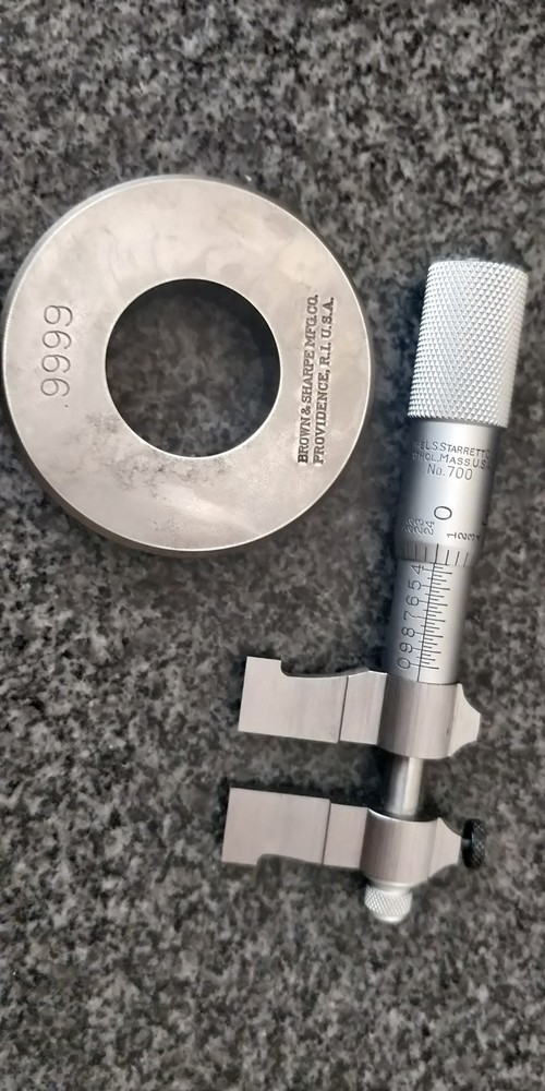 Starrett 700B Inside Micrometer Caliper 1-2" Range
