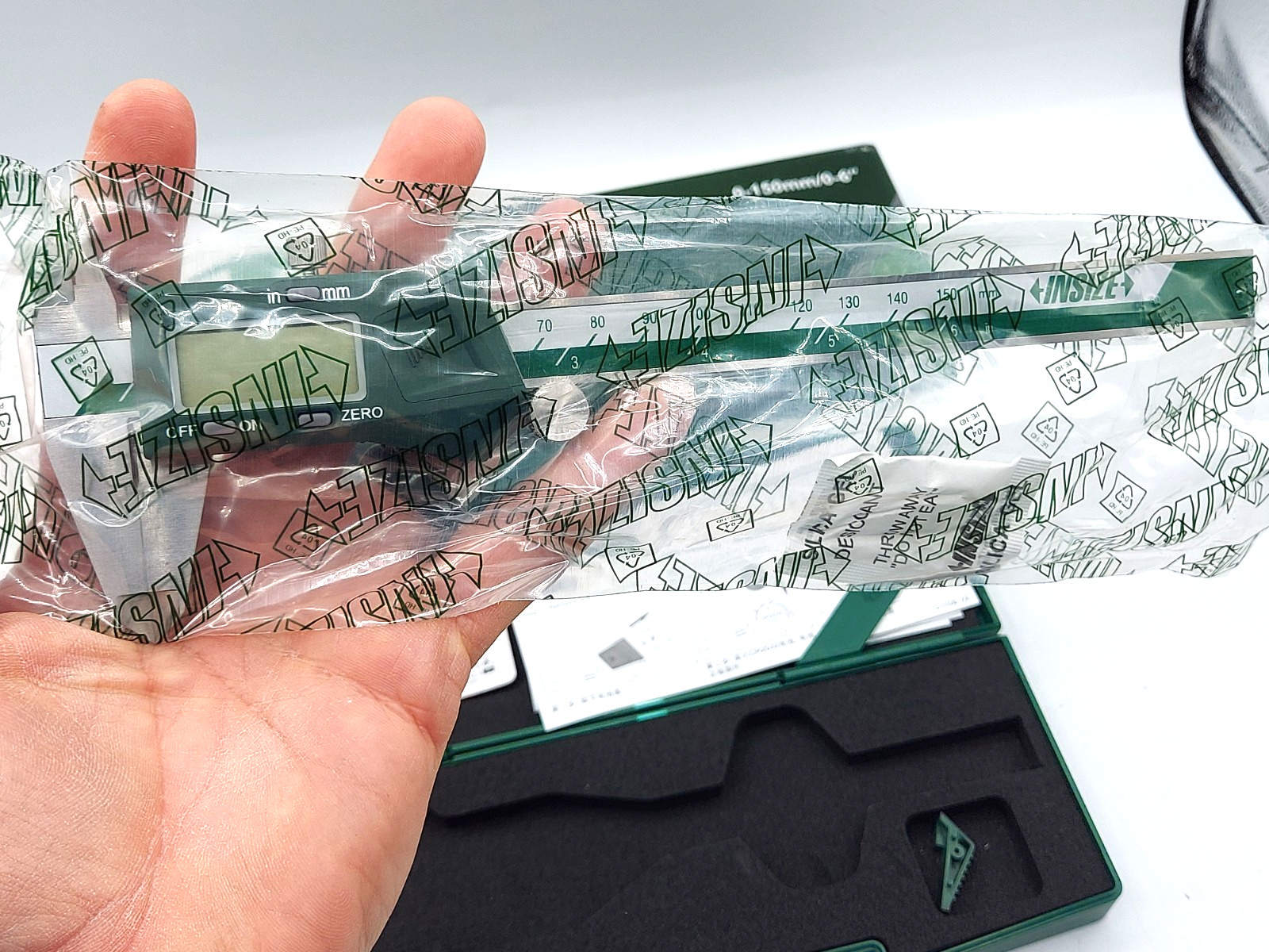 1108-150 Insize 0-6” Digital Caliper (0-150mm) W/ Plastic Case READ *BRAND NEW*