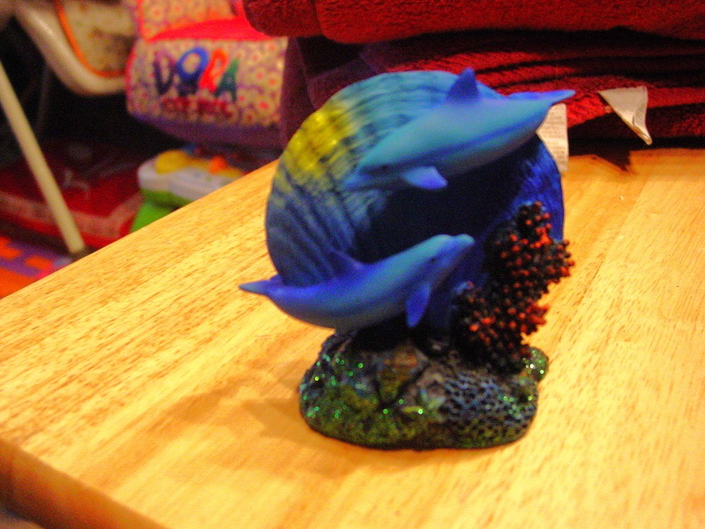 DOLPHINS WITH SHELL SET (SET OF 4)