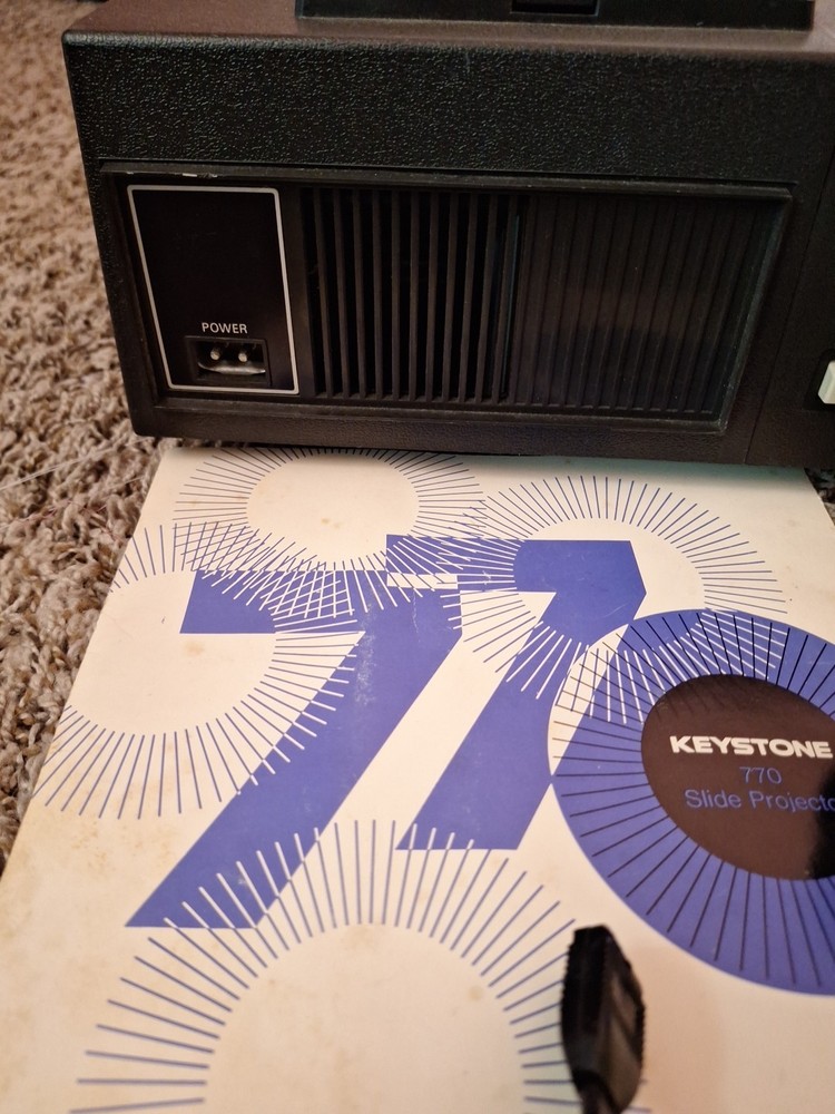 Keystone K-770 Slide Projector