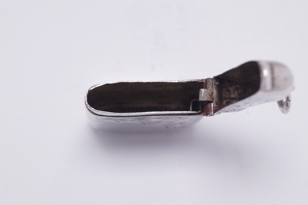 1908 Solid Sterling Silver Vesta Case - William Manton