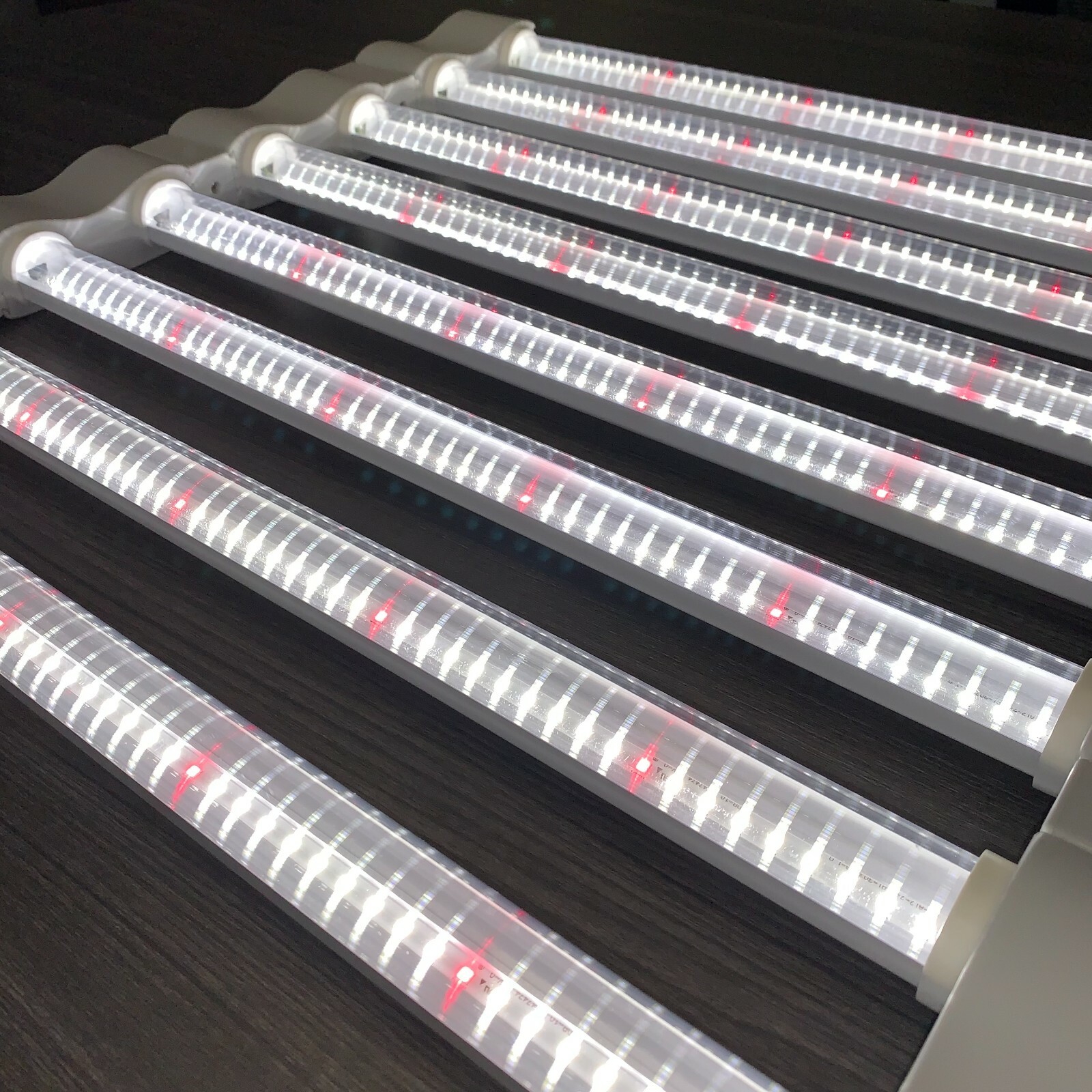 LED Grow Light Full Spectrum Linkable Seedling Veg Hydroponic Growing Lamp