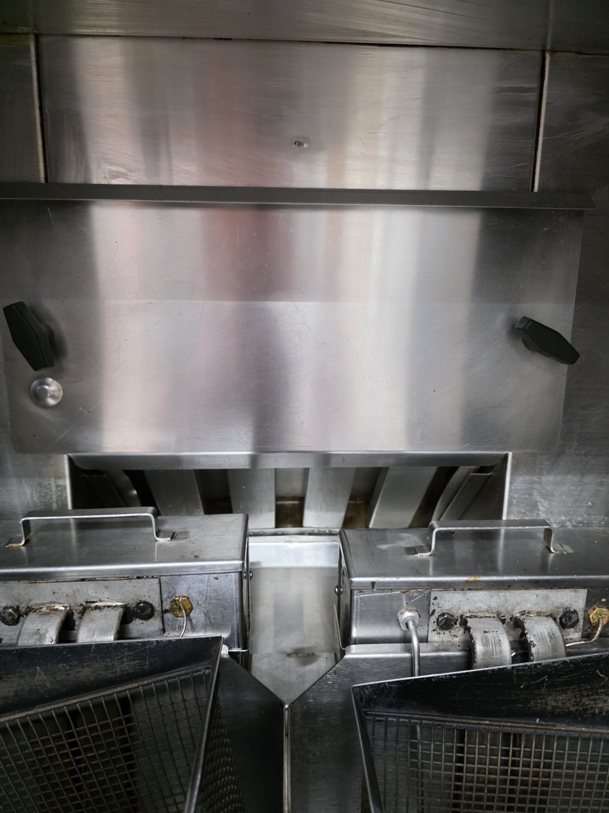 AutoFRY MTI-40C Double Basket 6 Gallon Automatic Self-Contained Ventless Fryer