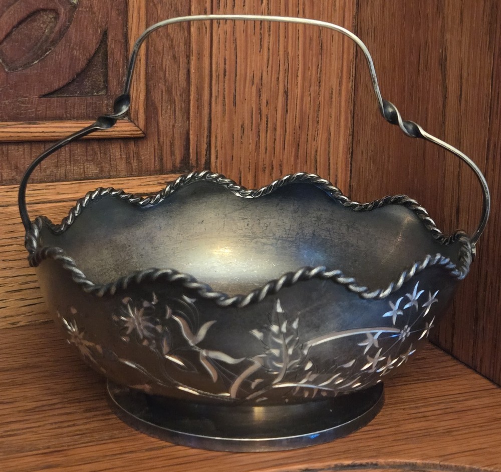 Antique Pairpoint Small Silver Bowl Basket with Moveable Handle