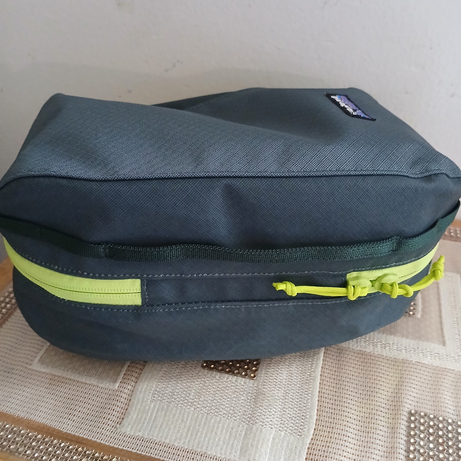 Patagonia Black Hole Packing Cube Travel Organizer Bag Navy Green