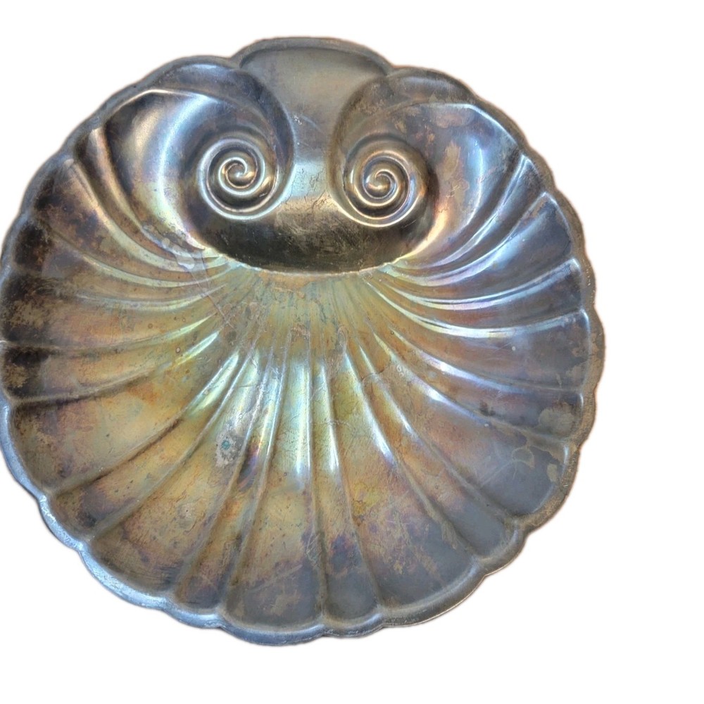 International Silver Company 9" Seashell Dish Platter Catch All Tray