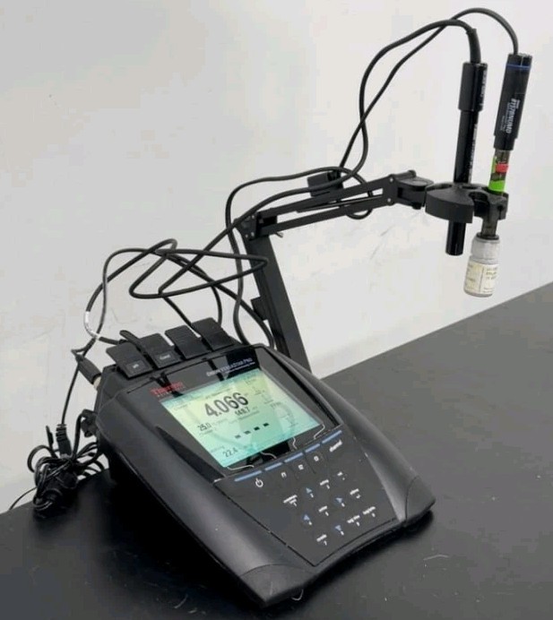 Orion VersaStar Pro Advanced Electrochemistry Meter