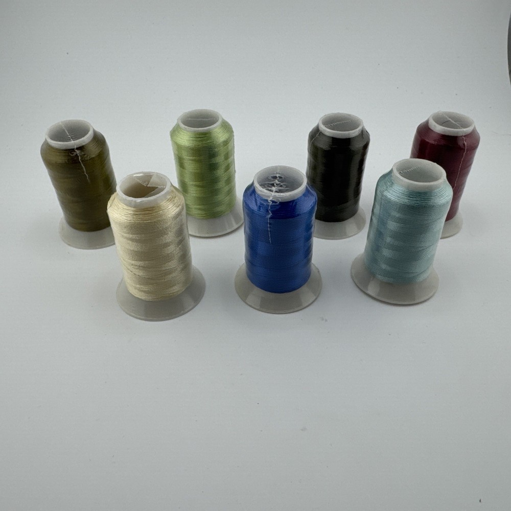 Embroidery Machine Polyester Thread 7 Rolls  Assorted Colors 550yds