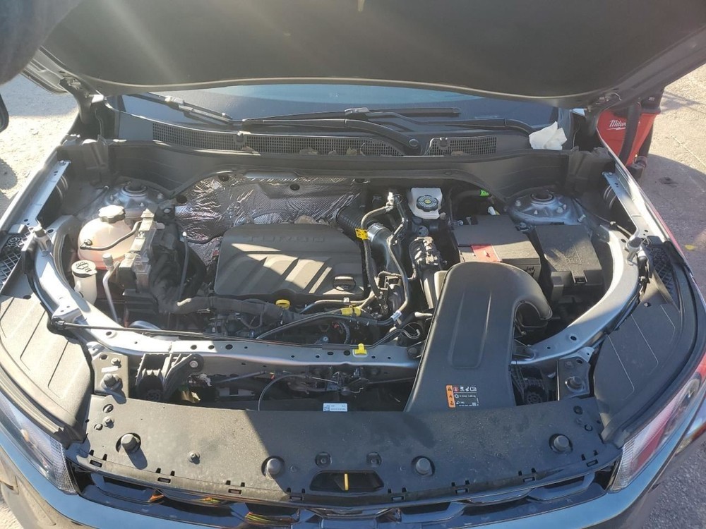 TRAX 2025 Glove Box 4931907