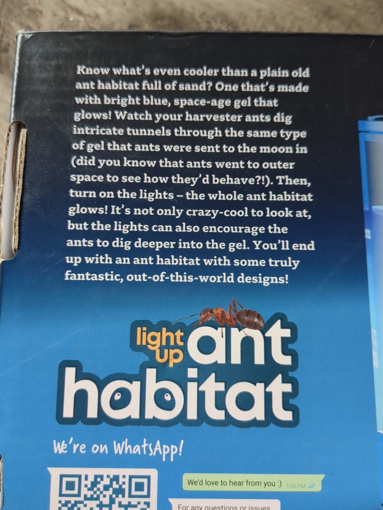 NEW. Light Up Ant Habitat + Ant Learning Guide STEM