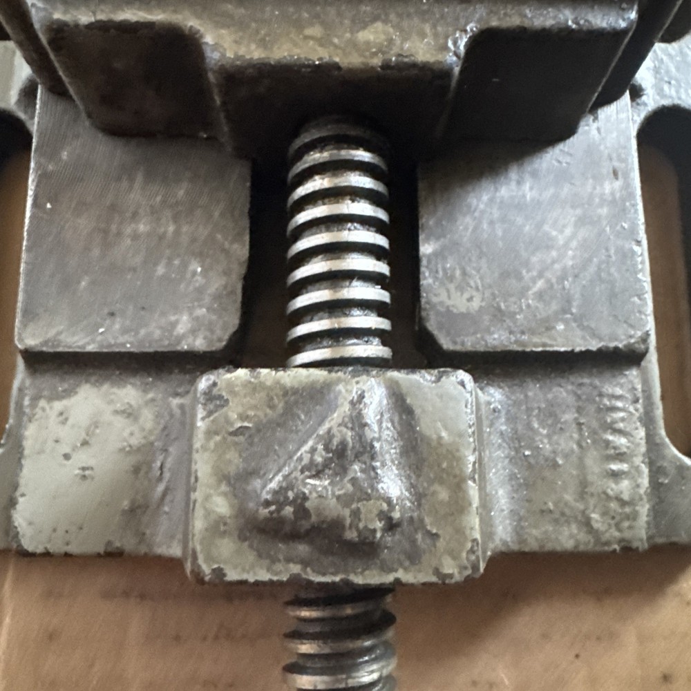 Milling / Grinding Machine 4” Vise