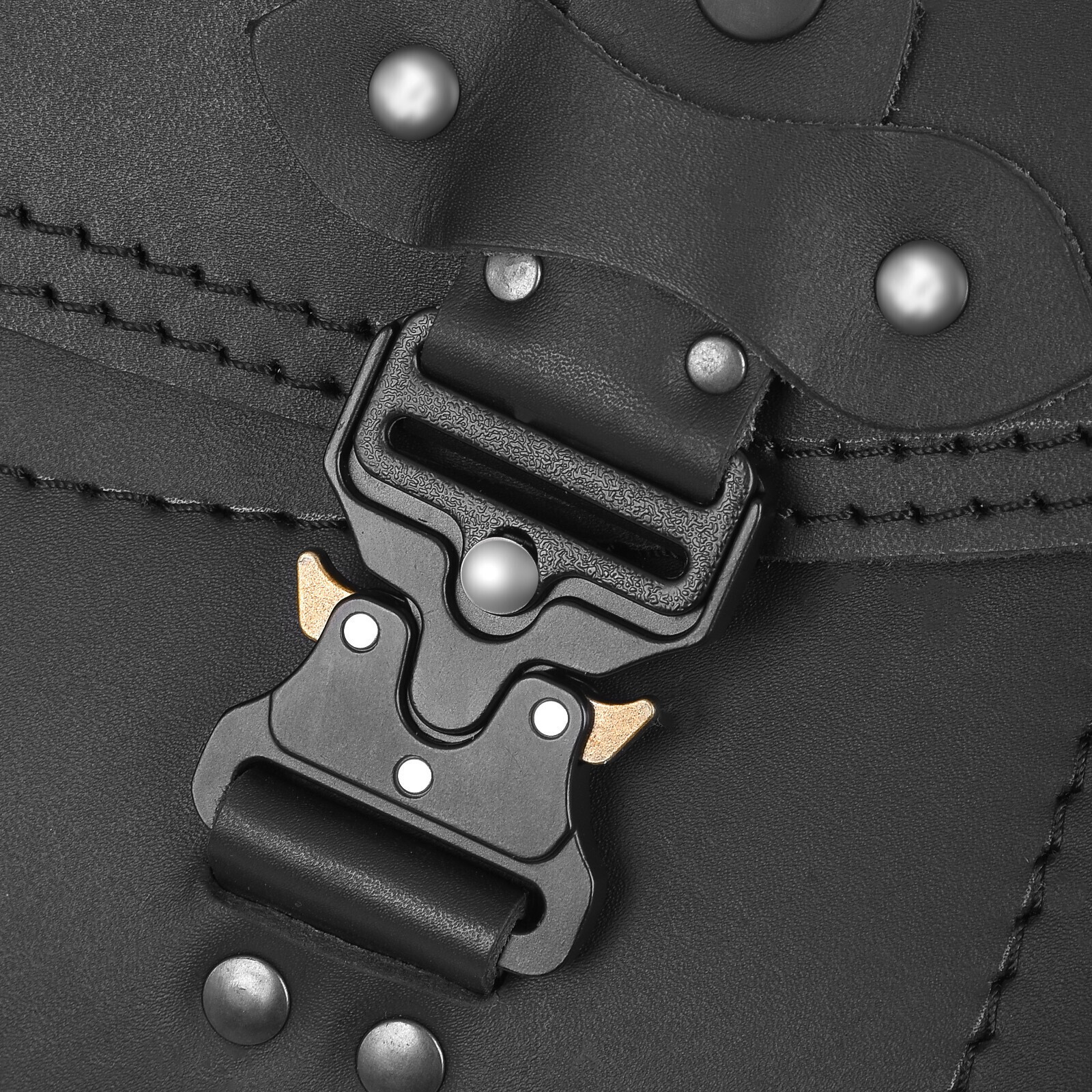 Swing Bag Odin Blackline + Soft XS 2018 Holder Compatible With Harley Davidson