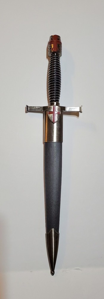 Decorative Celtic Knot Dagger 9 3/8" Blade with Sheath and Case