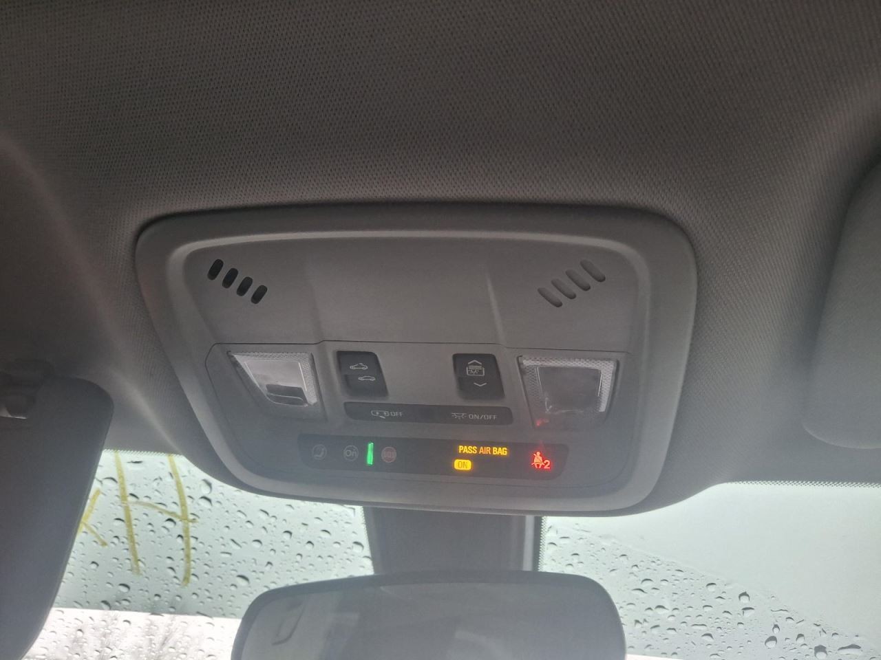 2019 Chevrolet Malibu Overhead Console Sunroof Gray Used 3973735