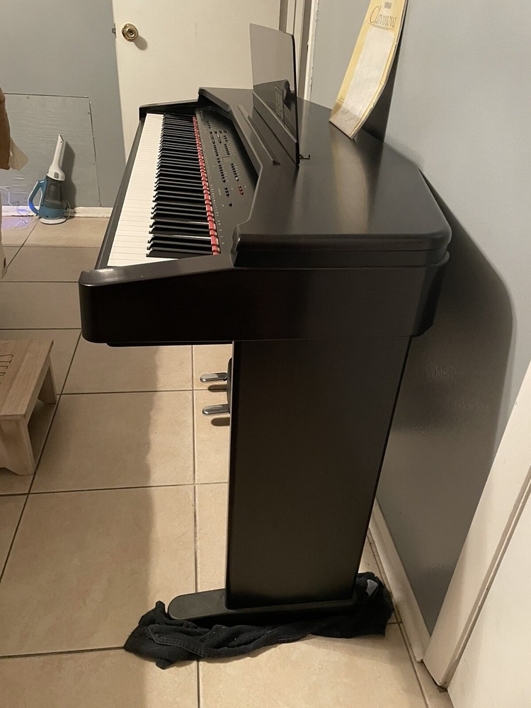 Yamaha Clavinoa CPV35