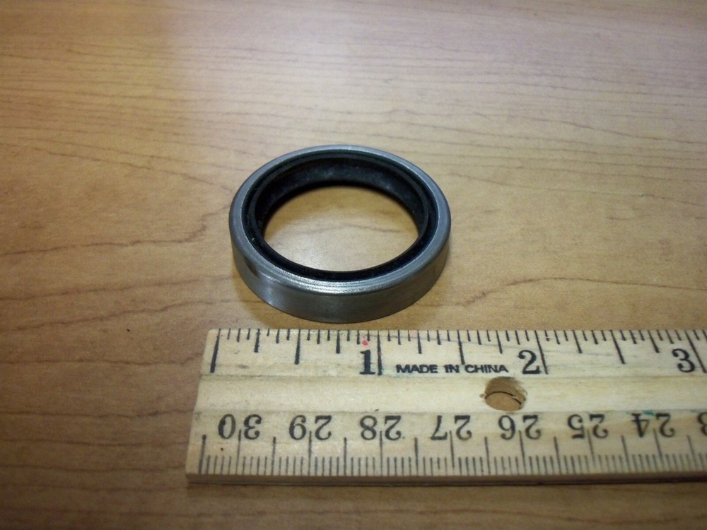 OMC Johnson Crankshaft Seal PN 321504