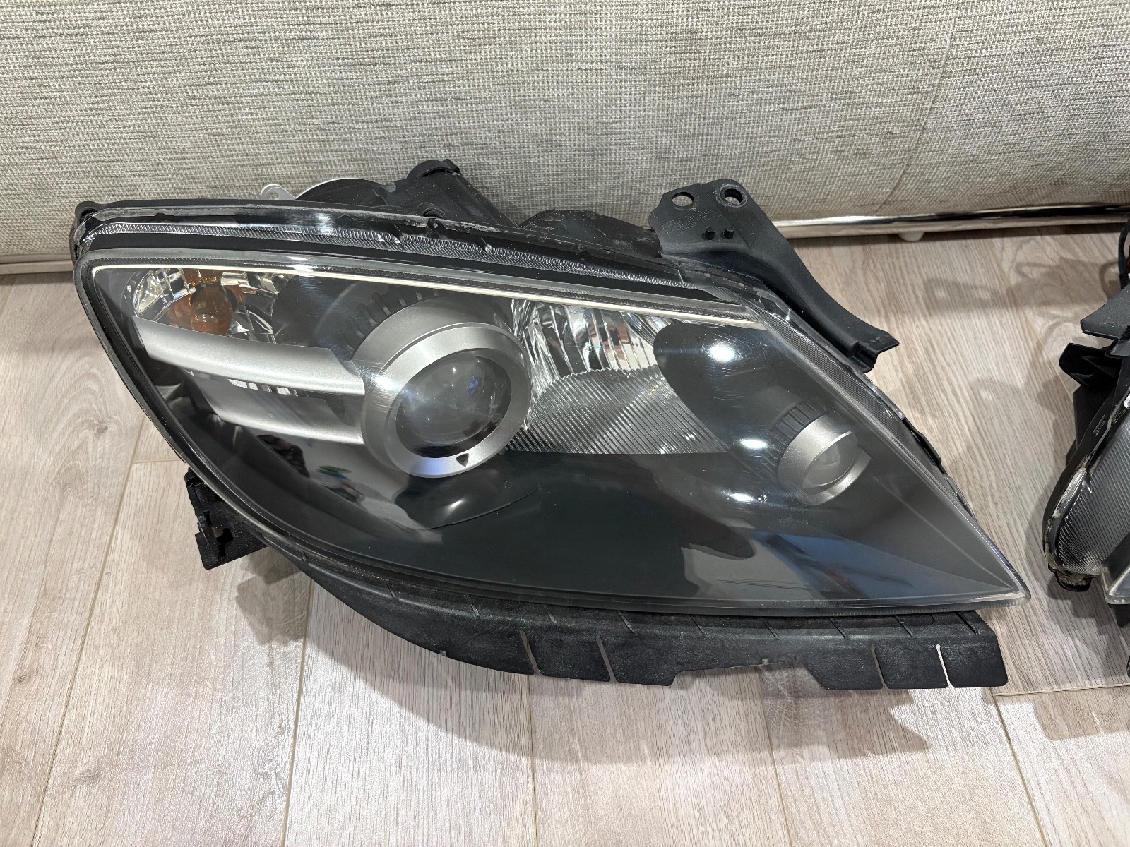 2004 - 2008 Mazda RX8 Headlights xenon HID left and right used oem