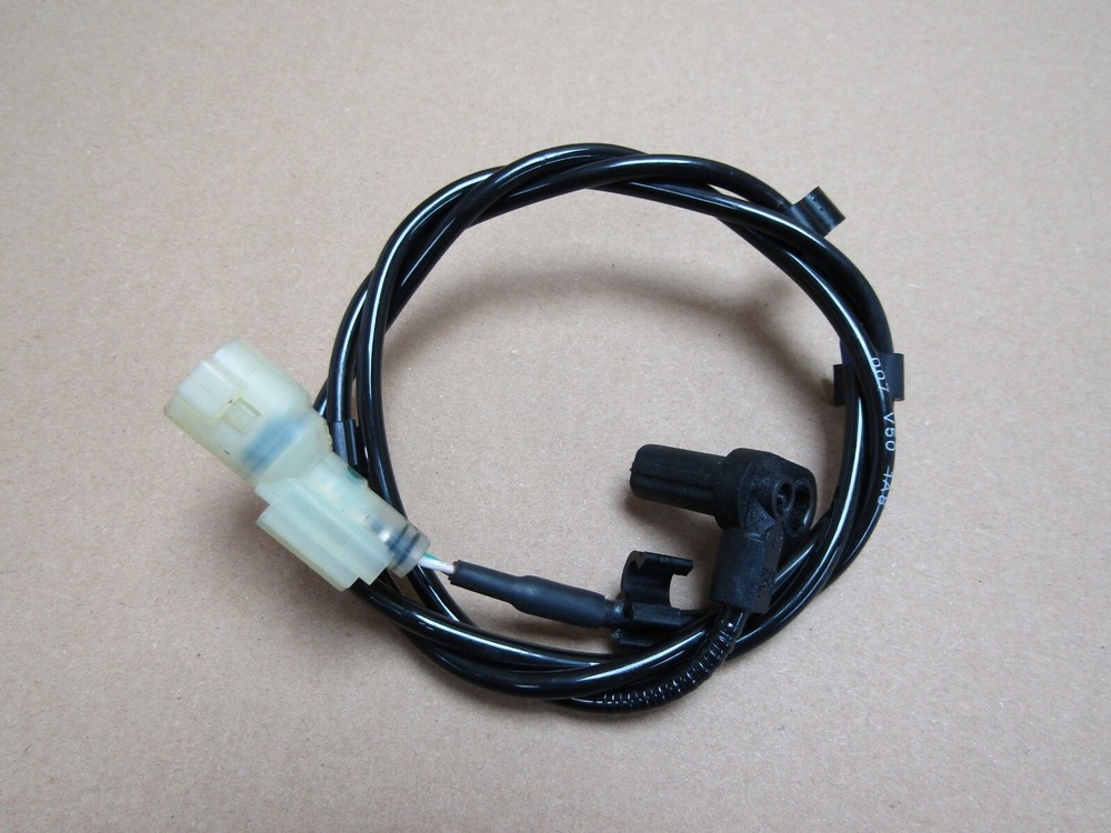 Triumph Street Triple RS 765 2018 front ABS sensor (9250)