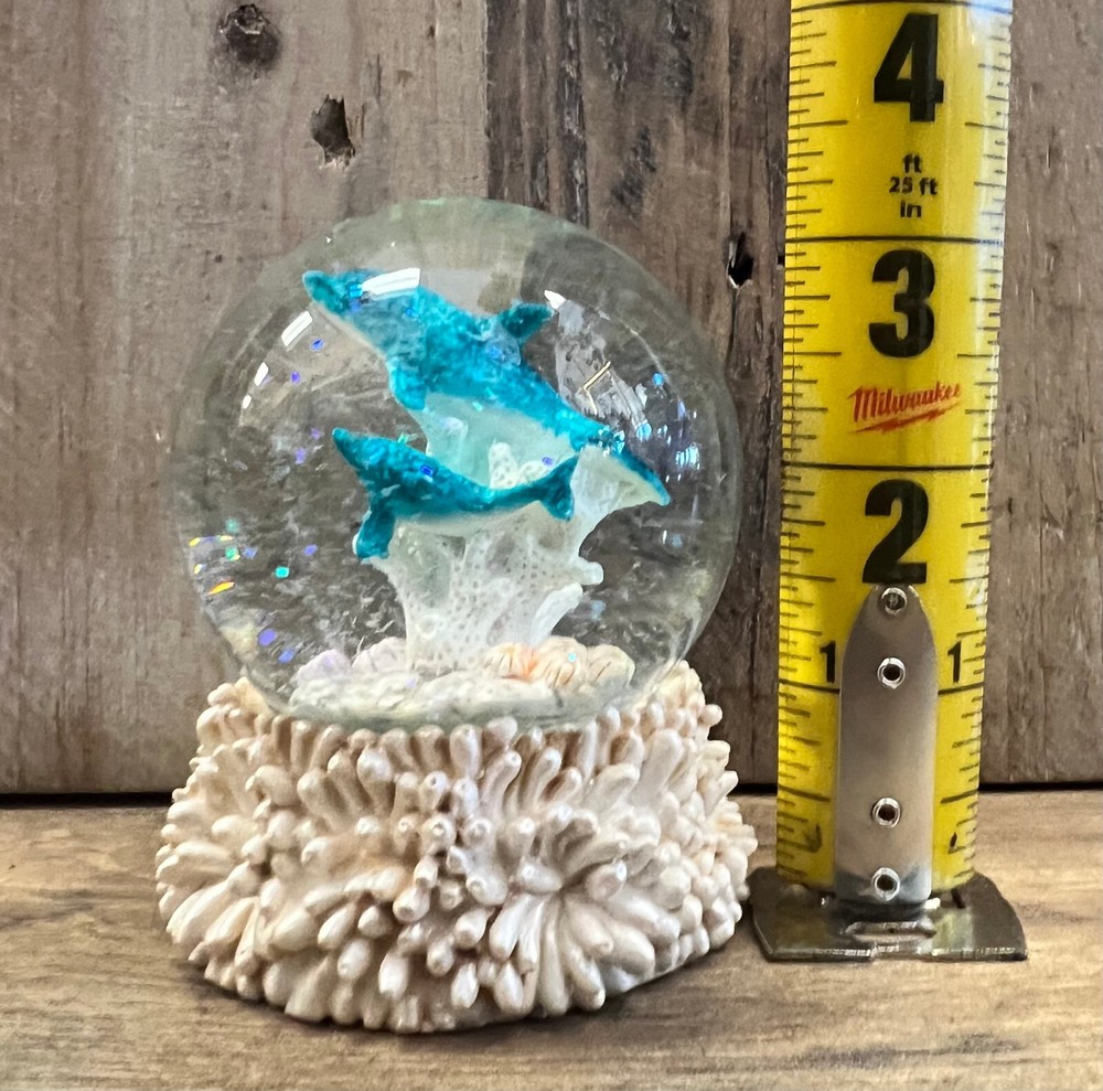 Dolphin Snow Globe 3" x 2.5"