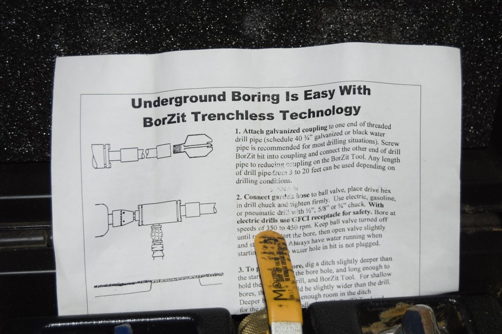 Borzit - Horizontal Earth Boring Tool & 2 Bits with Case