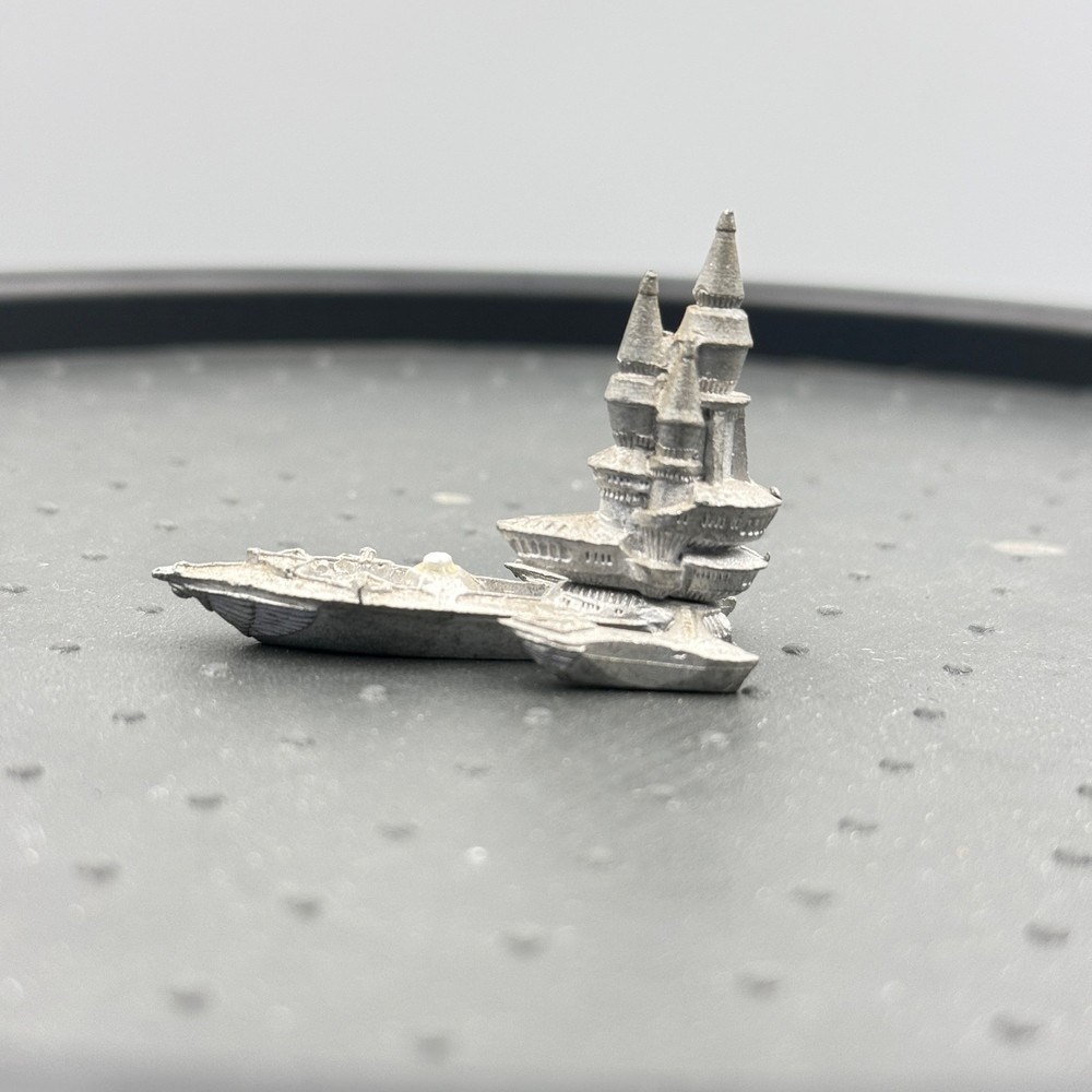 Games Workshop Man o' War High Elves Dragonship Base
