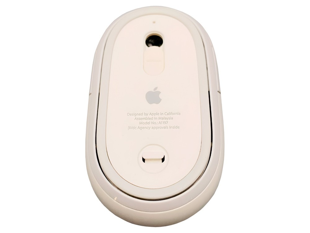 🖱️ Apple Mighty Mouse A1197 Bluetooth Wireless White Laser 4-Button Scroll Ball