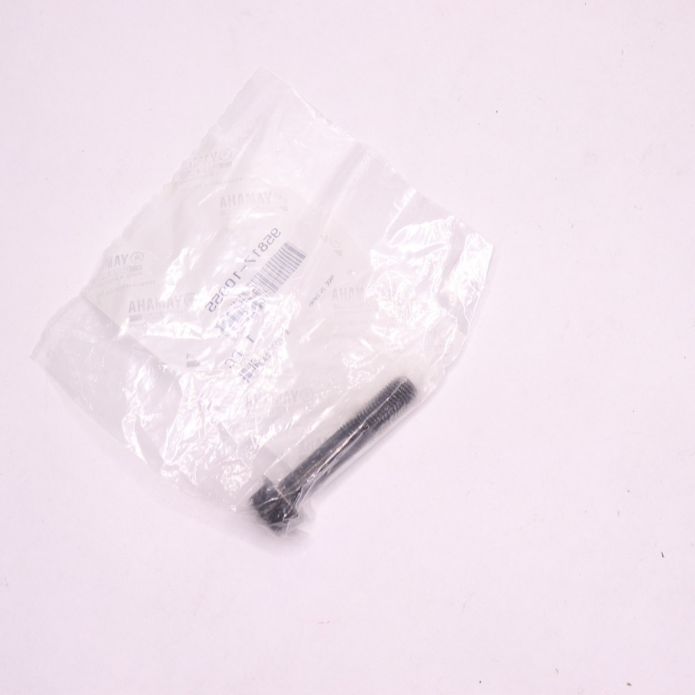 Yamaha Flange Bolt 9581710055