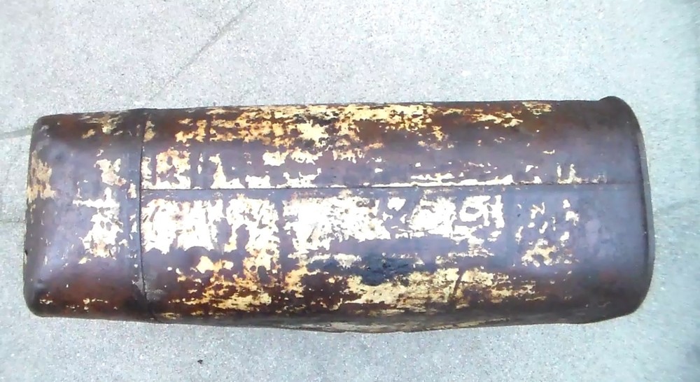 Old Relic US WW2 1943 Dated "Bennett" Jerry Can with Desert Storm paint (USED)