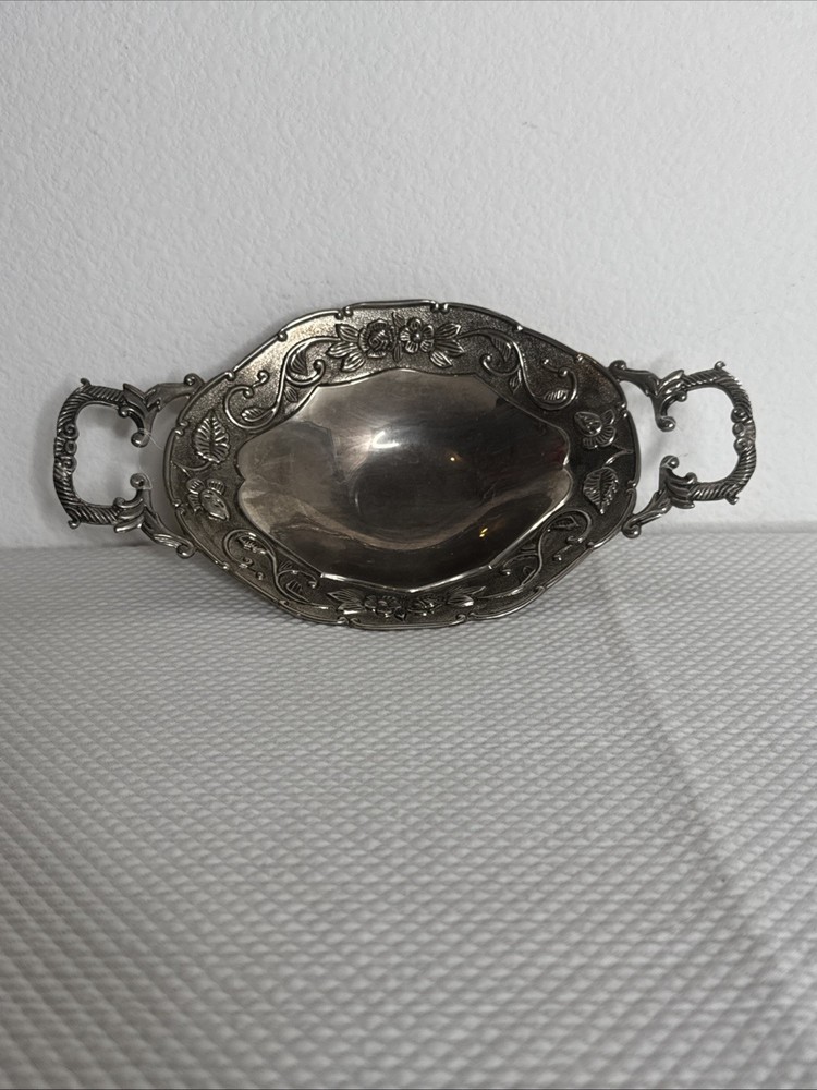 Studio Silversmiths Silver Plated Floral Footed Oblong Candy Trinket Dish