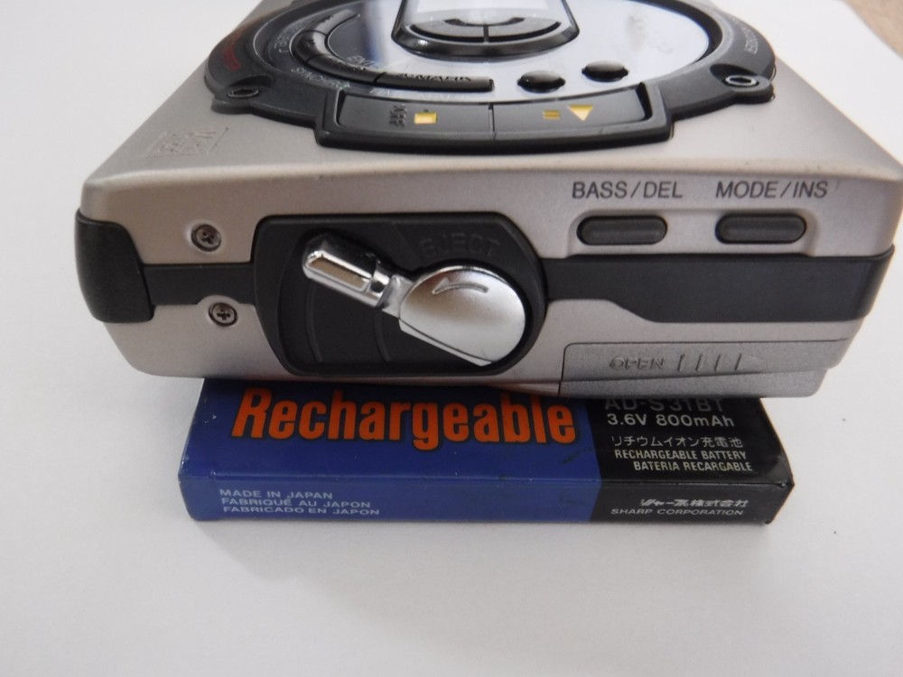 Sharp MD-MS702 Portable Minidisc Player Recorder Untested No Charger AS IS