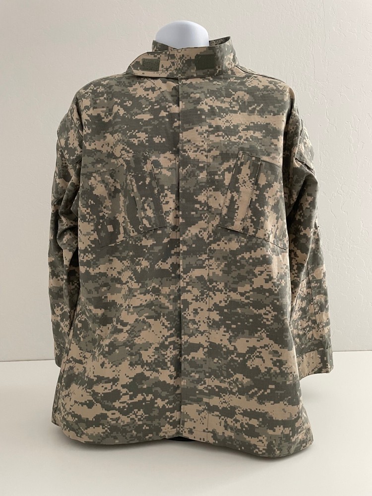 US Army Mens Size Medium Regular Green Tan Digital Camo Button Down Field Jacket